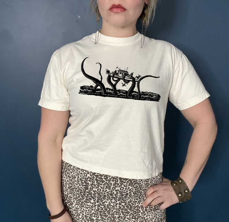 Protect immigrants Ice Out Boxy Women's Cut Comfort Colors