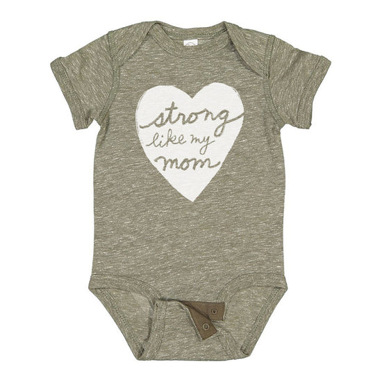 A gray onesie with a white heart and the text "Strong like my mom" printed on it.