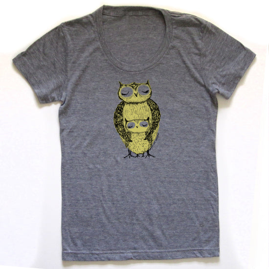 A gray t-shirt with a graphic design of two owls, one larger and one smaller, sitting together.