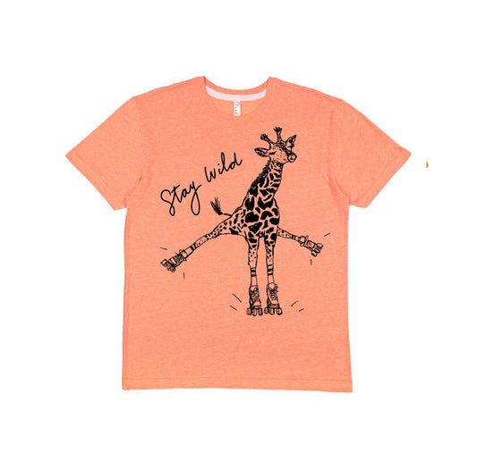 a t - shirt with a picture of a giraffe on it