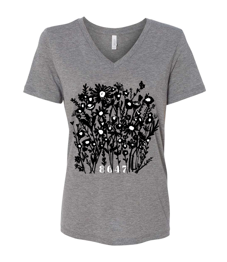 8647 Flowers: Women's V-Neck Tee